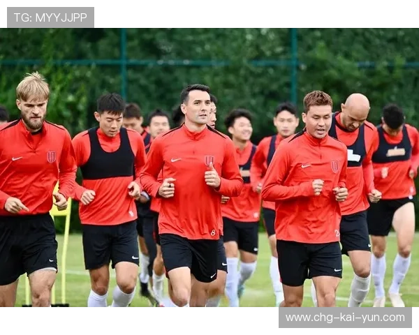 成都蓉城新赛季备战开始，徐正源带队力争亚冠资格